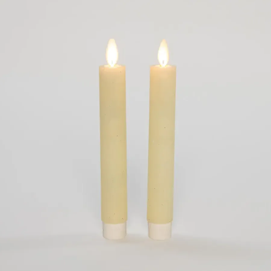 Kaarsen-Anna's Collection LED dinerkaarsen - 2x - ivoor wit - 18 cm