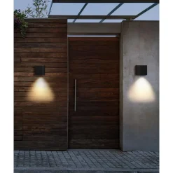 Buitenverlichting|Wandlampen-Beliani ARANSAS - Wandlamp set van 2 - Zwart - Aluminium