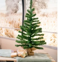 Kerstbomen-Bellatio Decorations Kunst kerstboom - groen - H90 cm - jute zak