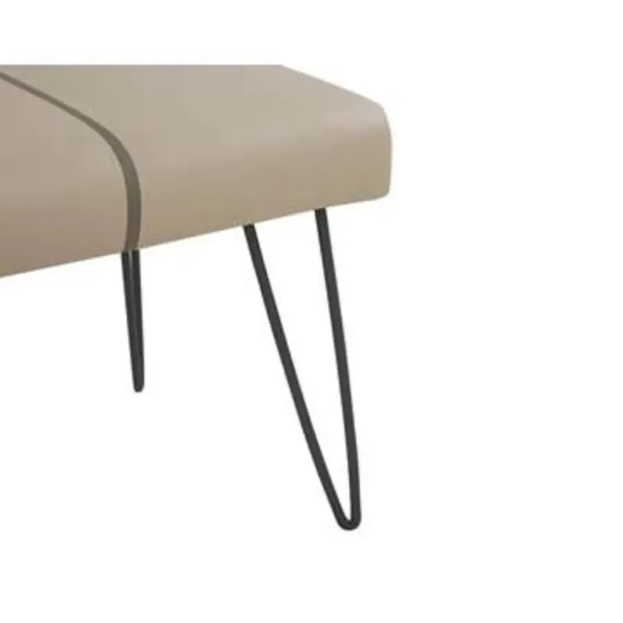 Hockers En Voetenbanken-Beliani BETIN - Hocker - Beige - Kunstleer