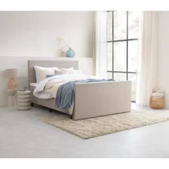 Leen Bakker Boxspring met voetbord Liv egaal - beige - 160x200 cm - slanke poot