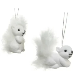 Kerstdecoratie-Decoris Eekhoorn kersthangers - 2x st - wit - 6 cm - kunststof