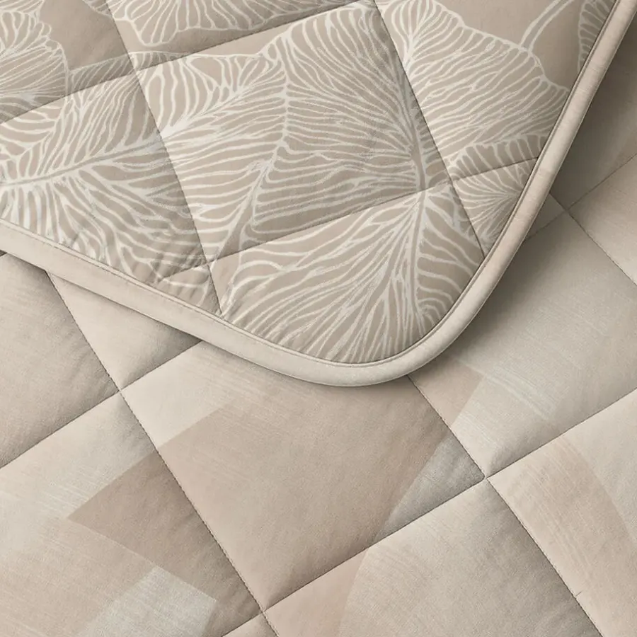 Dekbedden-Sleeptime Dekbed zonder Overtrek Triangles 240x220 – Zacht & Wasbaar – Incl 2 Kussenslopen