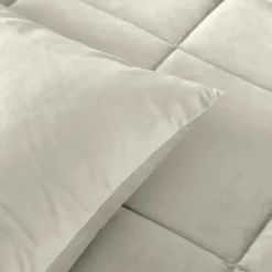 Sleeptime Dekbed zonder Overtrek Velvet 240x200 – Superzacht & Wasbaar – Crème