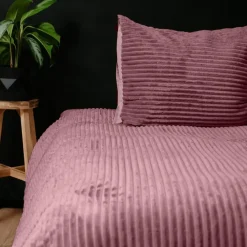 Sleeptime Dekbedovertrek Teddy Rib 240x220 – Fluweelzacht & Knus Design - Roze