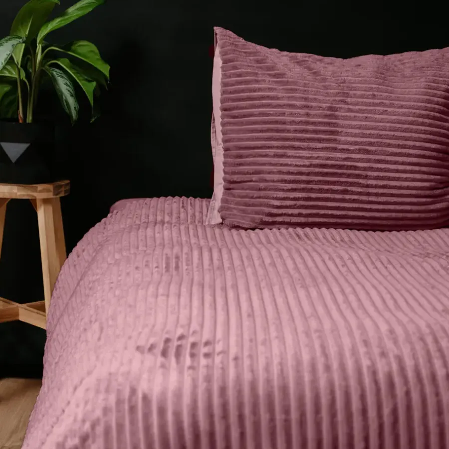 Sleeptime Dekbedovertrek Teddy Rib 240x220 – Fluweelzacht & Knus Design - Roze
