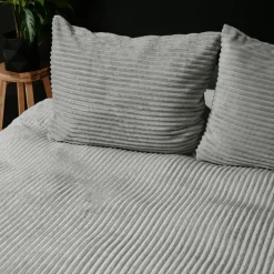 Sleeptime Dekbedovertrek Teddy Rib 240x220 – Fluweelzacht & Knus Design - Grijs