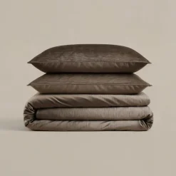 Sleeptime Dekbedovertrek Velvet Cartier 240x220 – Fluweelzacht Uni Design – Taupe