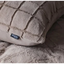 Sleeptime Dekbedovertrek 240x220 – Furry Check Design & Zacht Warm Fleece
