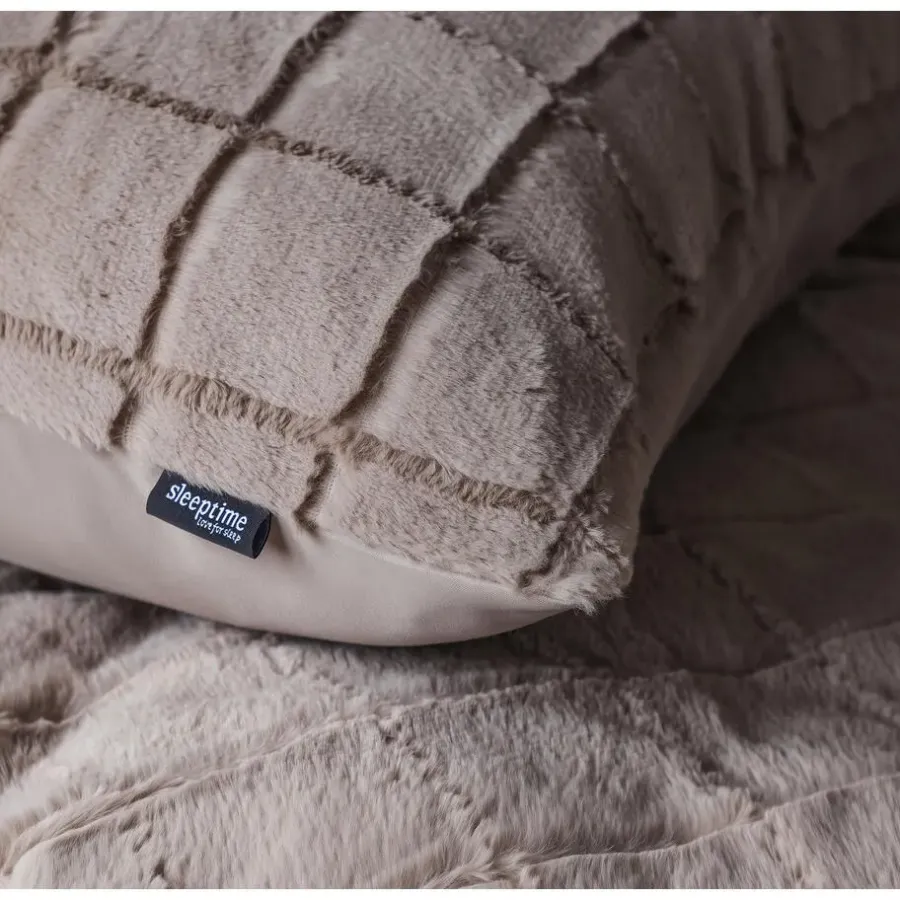 Sleeptime Dekbedovertrek 240x220 – Furry Check Design & Zacht Warm Fleece
