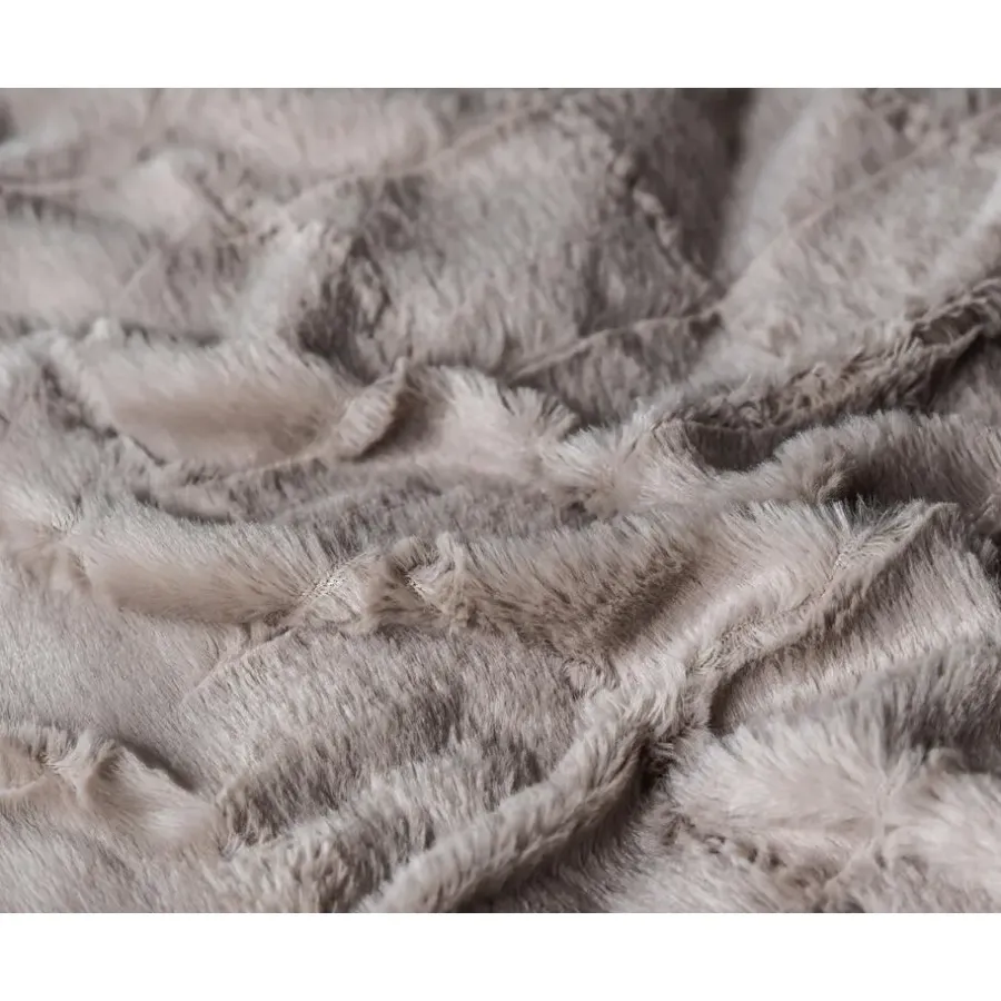 Sleeptime Dekbedovertrek 240x220 – Furry Check Design & Zacht Warm Fleece