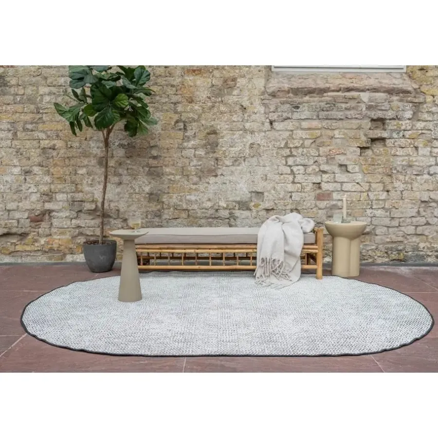 Eva Interior ovaal buitenkleed Dahl zwart - 230 x 160 cm