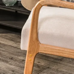 Nordlys Fauteuil van massief hout en beige stof