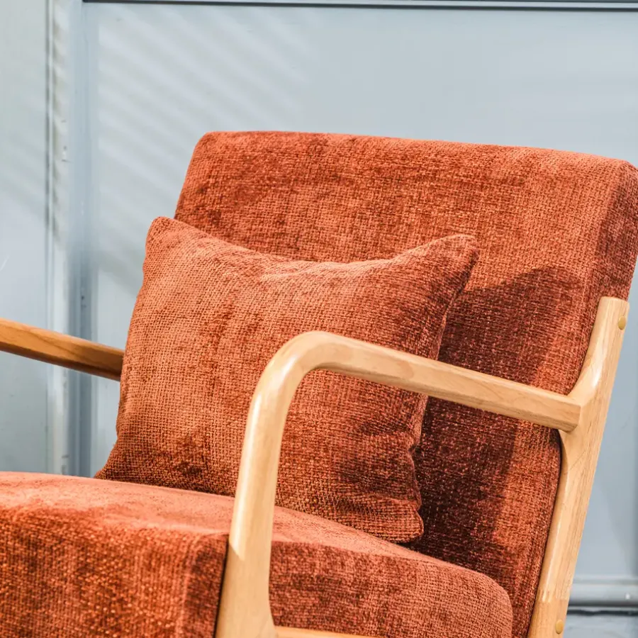 Fauteuils-Nordlys Fauteuil van massief hout en terracotta stof