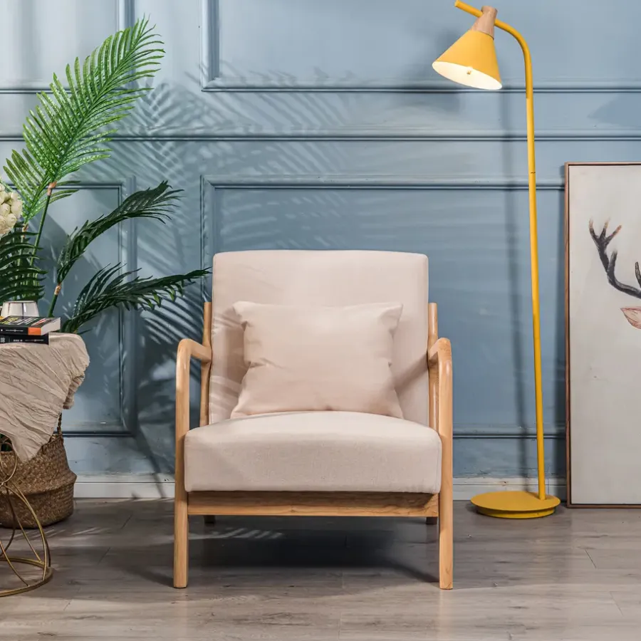 Nordlys Fauteuil van massief hout en beige stof
