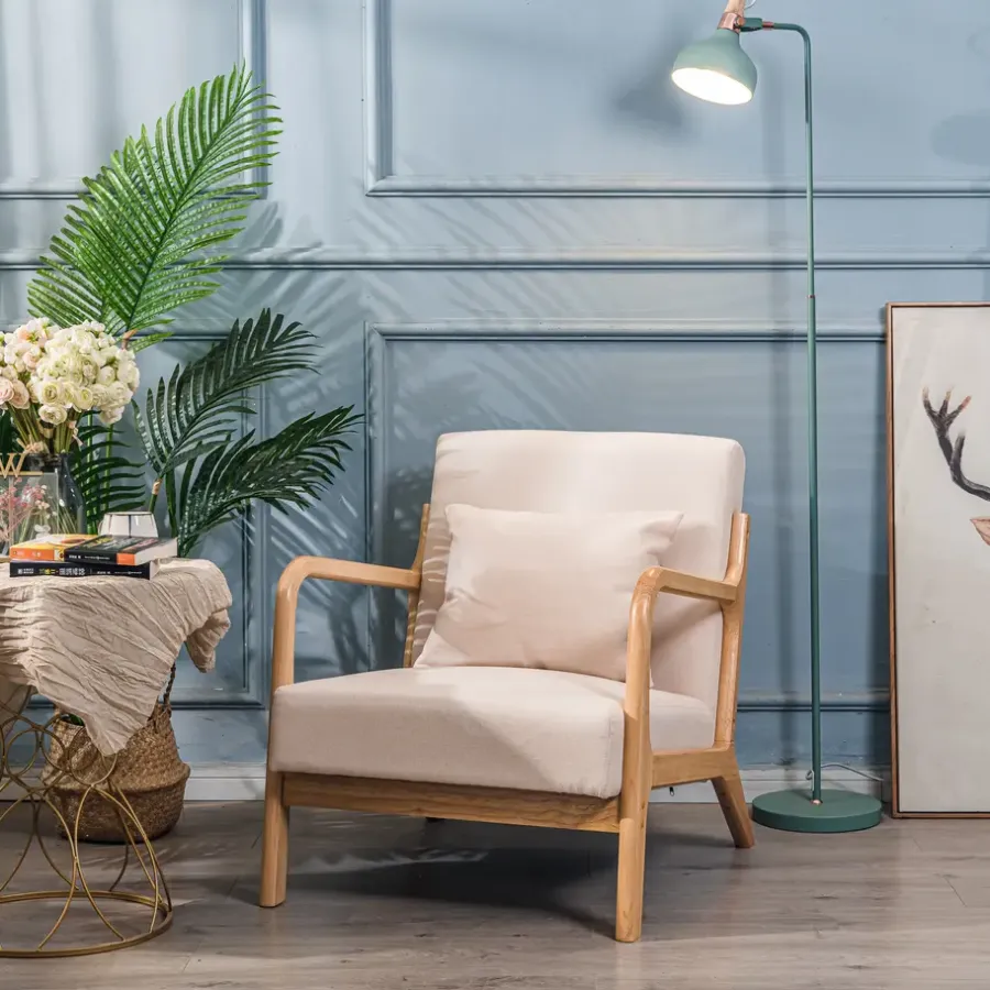 Nordlys Fauteuil van massief hout en beige stof