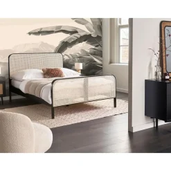 Twijfelaars-Beliani GONFARON - Tweepersoonsbed - Zwart - 140 x 200 cm - Dennenhout