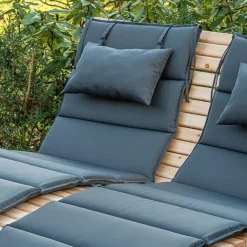Merkloos HOME DELUXE golfhouten ligstoel TAIGA incl. kussen Aantal: 1