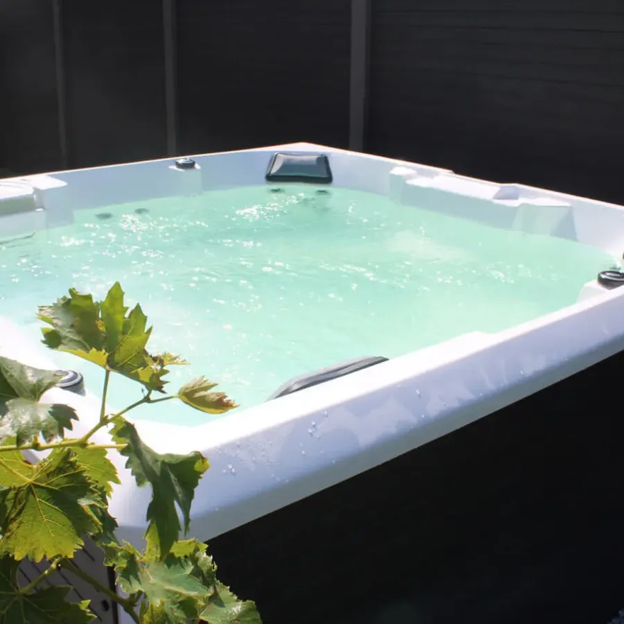 Merkloos HOME DELUXE Outdoor Whirlpool STREAM BIG Met trap en thermische afdekking