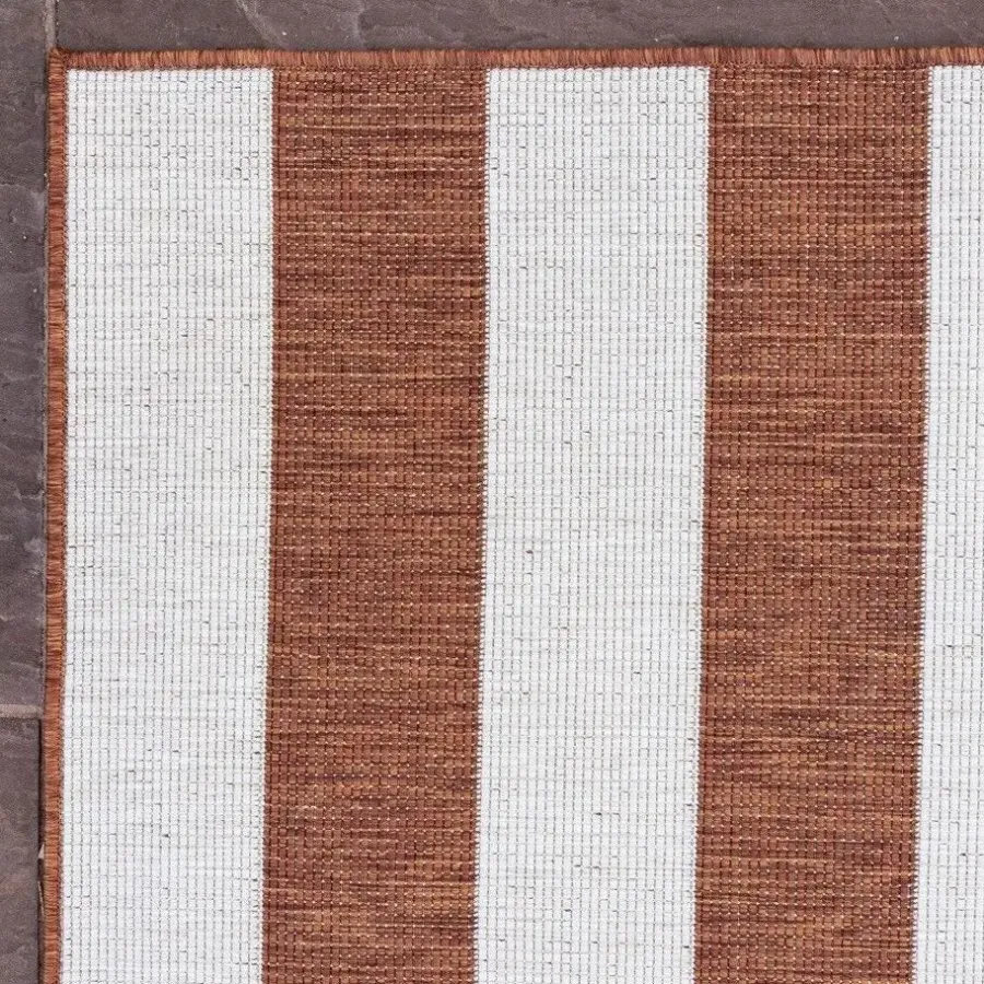 Buiten Vloerkleden|Buiten Vloerkleden-Eva Interior Interieur05 Buitenkleed Stripes roest/wit dubbelzijdig - 340 x 240 cm