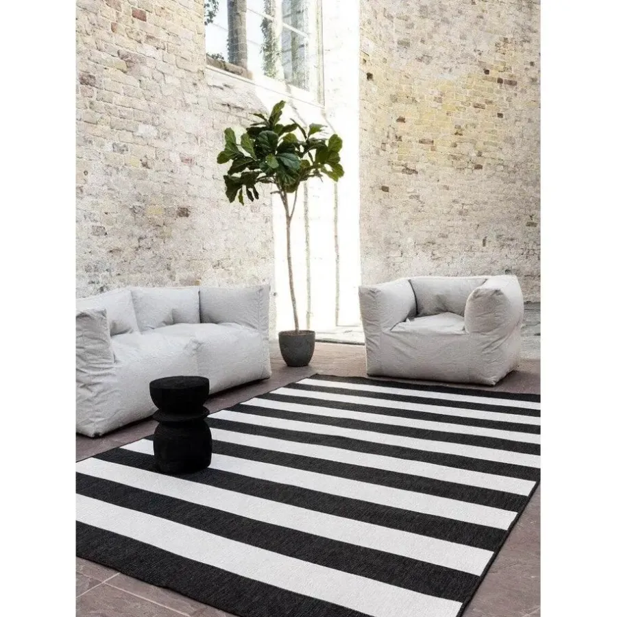 Eva Interior Interieur05 Buitenkleed Stripes zwart/wit dubbelzijdig - 230 x 160 cm