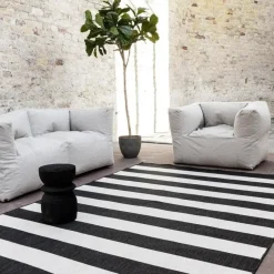 Eva Interior Interieur05 Buitenkleed Stripes zwart/wit dubbelzijdig - 230 x 160 cm