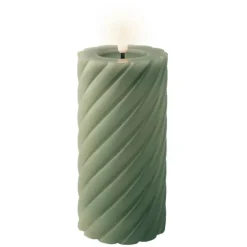Kaarsen-Lumineo Luxe LED kaars - groen - D7,5 x H17 cm - timer