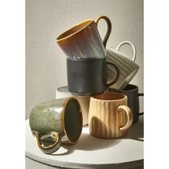 Kopjes, Mokken En Bekers-Leen Bakker Mok met oor Mila - crème - stoneware - 340 ml
