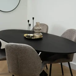 Industriële Eettafels-QUVIO Eettafel Sofia – Ovaal – 180x90 cm – Kruispoot – Zwart