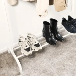 QUVIO Kledingrek met schoenen opbergruimte - Wit