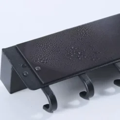 Merkloos Ruhhy Kapstok - zwart - 8 x 24 cm - ijzer - 6 haken - met plank