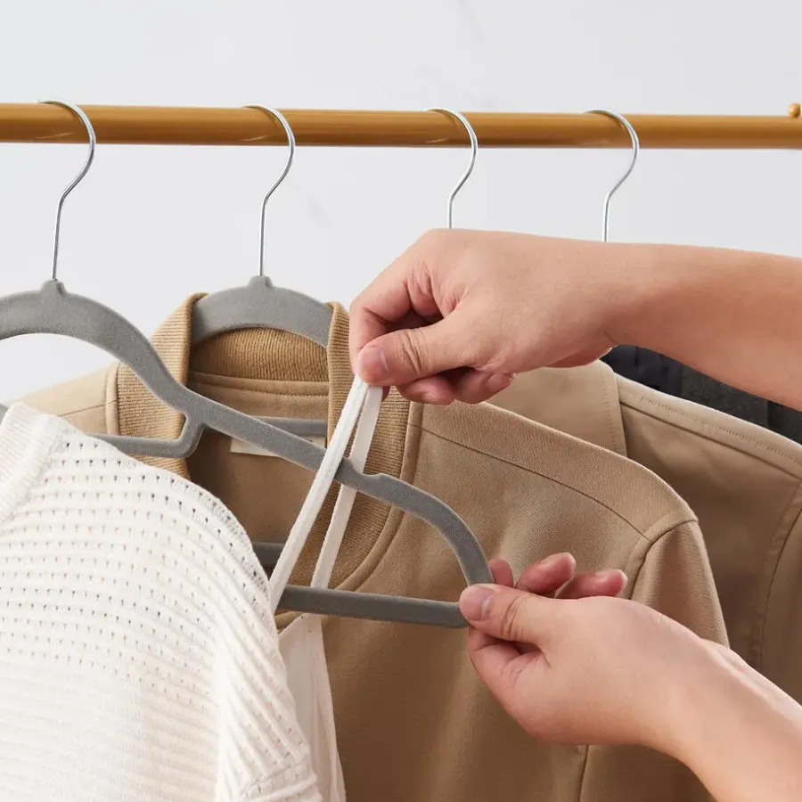 Kledingopbergers-Merkloos Set van 50 Anti-slip kleerhangers, dunne Kledinghangers met Fluweel Grijs