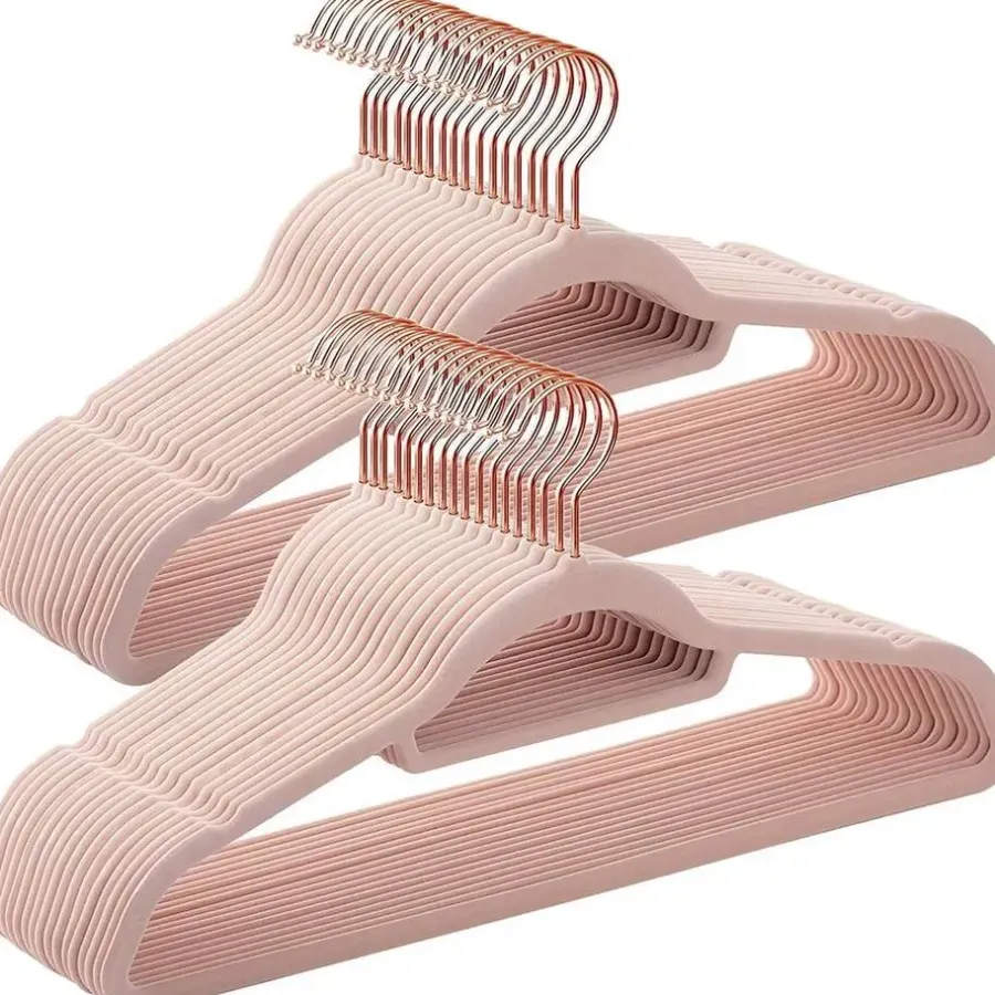 Merkloos Set van 50 fluwelen Kledinghangers met Anti-Slip, Roze Hangers met Gouden Haak