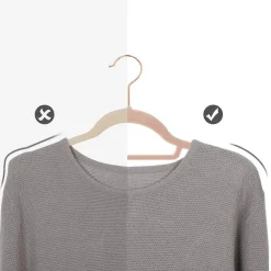 Merkloos Set van 50 fluwelen Kledinghangers met Anti-Slip, Roze Hangers met Gouden Haak