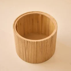 Salontafels-Nordlys Set van 2 ronde salontafels van massief hout met opbergruimte