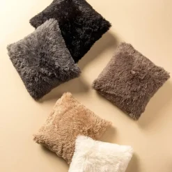 Sierkussen.nl Sierkussen Fluffy - Pumice Stone - 45x45 cm