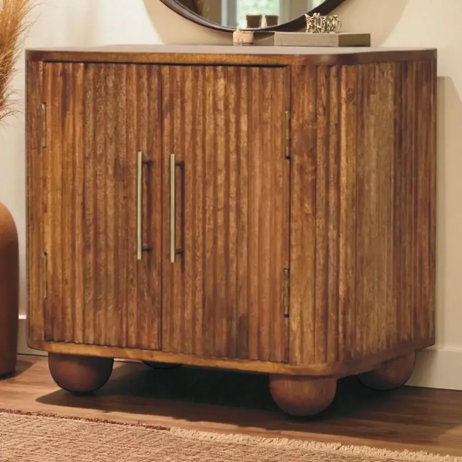 Dressoirs-Artisan Furniture Solis Geribbelde Dressoir, 2 Deuren en 2 Planken, Lichtbruin