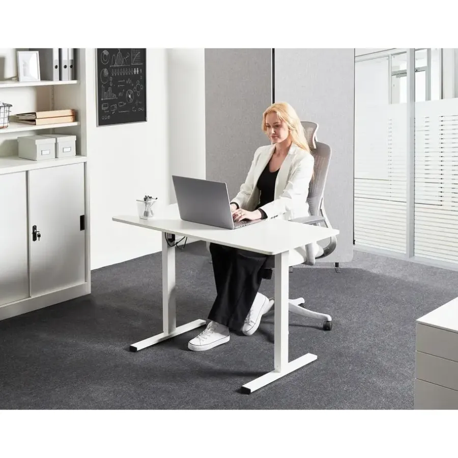 Beliani TAVARES - Elektrisch verstelbaar bureau - Wit - Vezelplaat