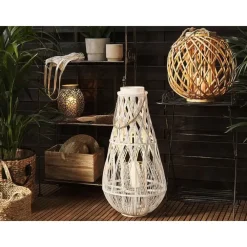 Kandelaars En Windlichten-Beliani TONGA - Lantaarn - Wit - Bamboehout