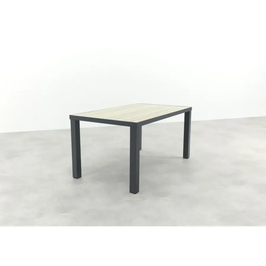 Van der Garde Tuinmeubelen - Premium VDG Nola tuintafel 160x90 cm. - Antraciet/Houtlook