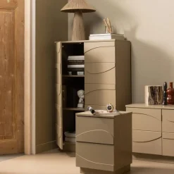 WOOOD Teo Kast - Grenenhout - Mud - 116x72x35